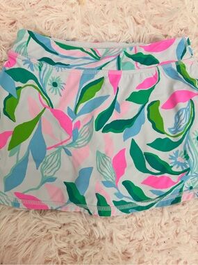 Lilly Pulitzer Girls Floral Leaf Print Skort in Pink, Green & Blue